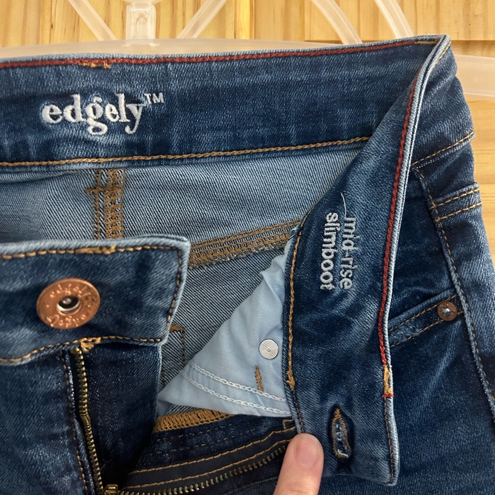 Size 4 Edgely by Maurice’s